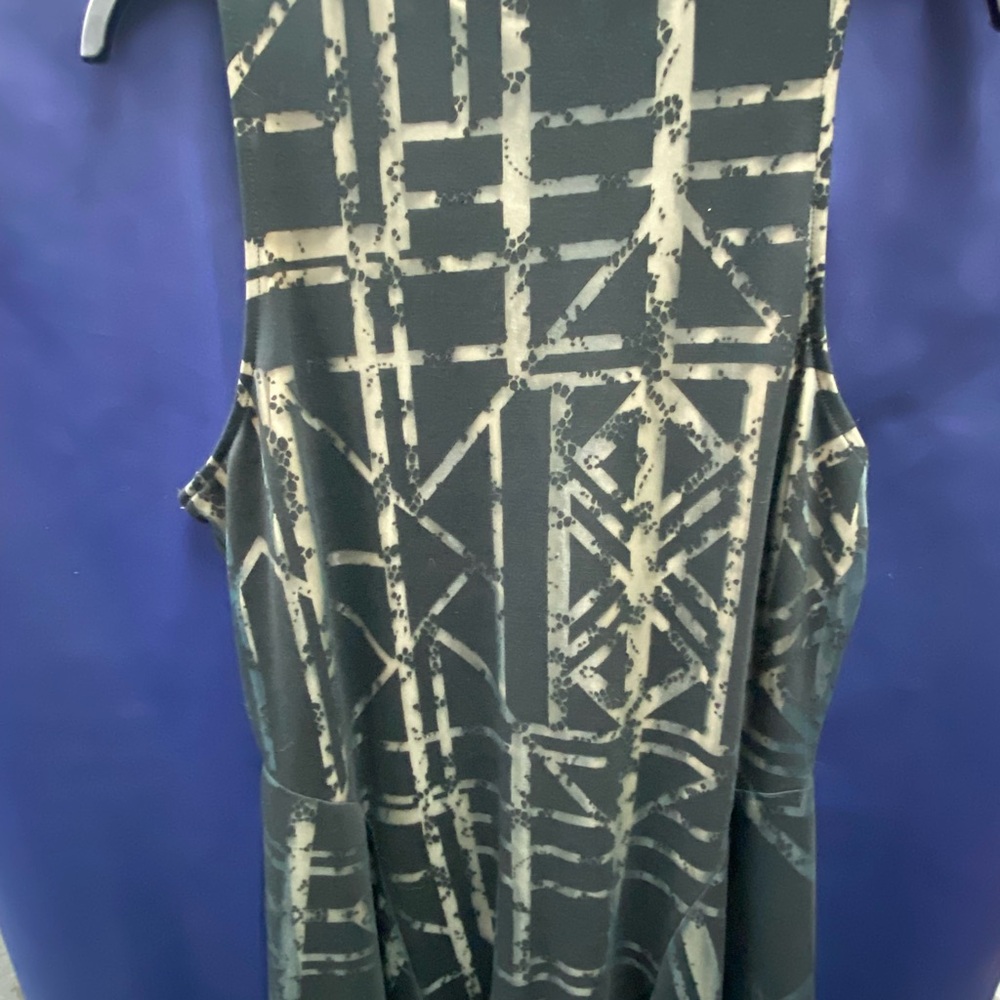 Apt. 9 Geometric Black and Cream Dress